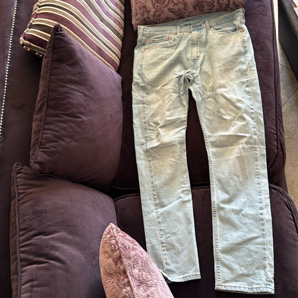 Almost brand new condition Levi’s jeans